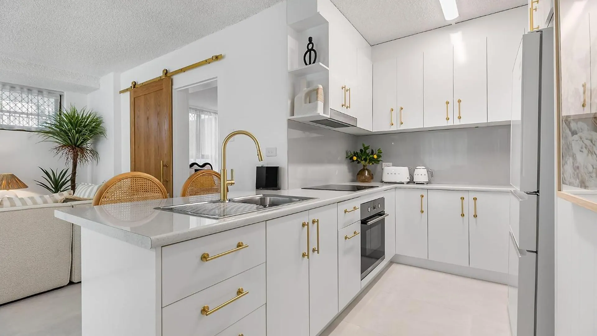 Amalfi On Alex: Seaside 2 Bedroom Retreat Alexandra Headland Αυστραλία